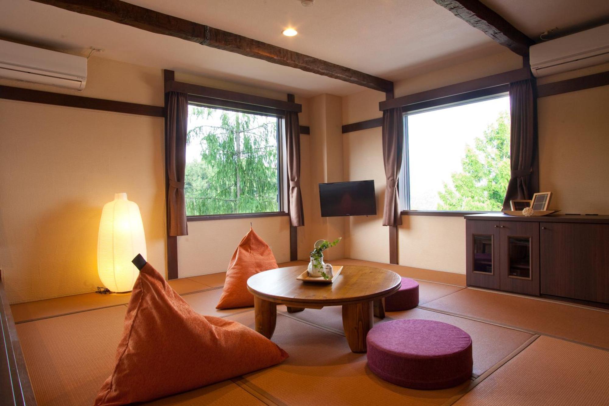 Hotel Hakuba Berghaus Otari Rum bild