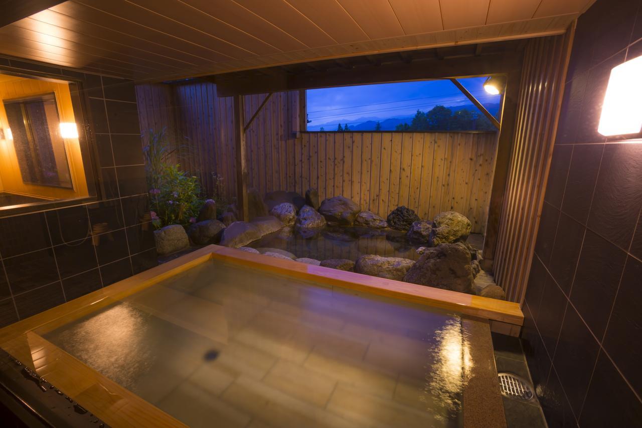 Hotel Hakuba Berghaus Otari Exteriör bild